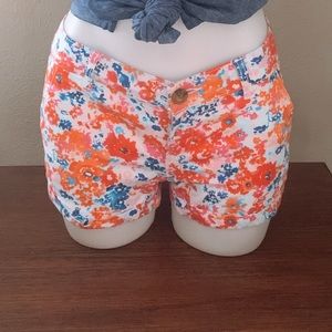 floral shorts